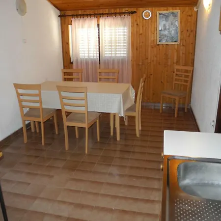 Branko Apartment